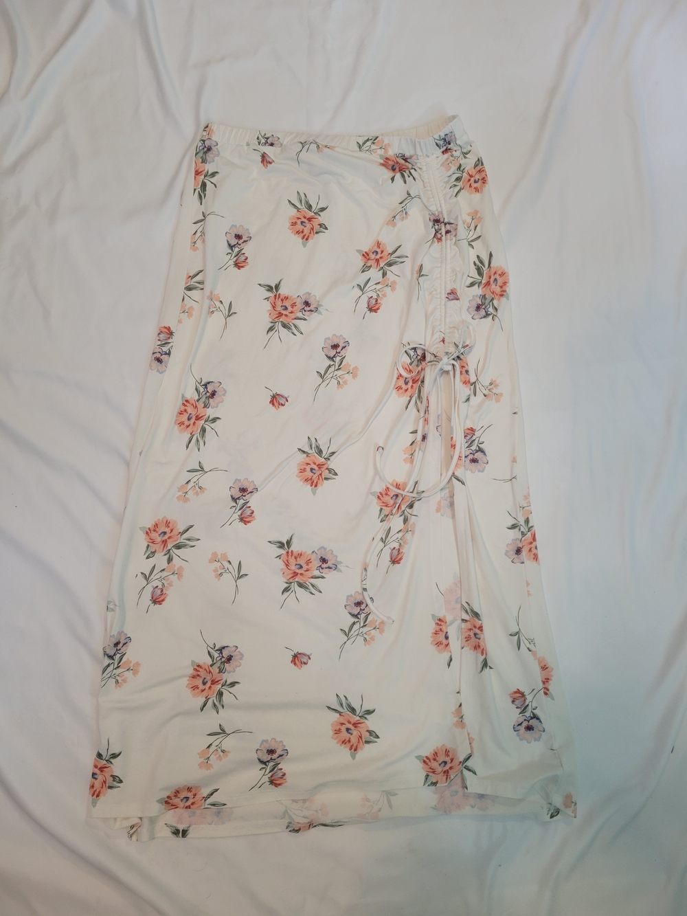 No Comment NY-LA White Floral Skirt - Pastel Blooms